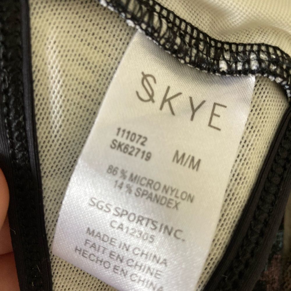 Skye Bikini Top Aztec Pattern Twist - Picture 6 of 8